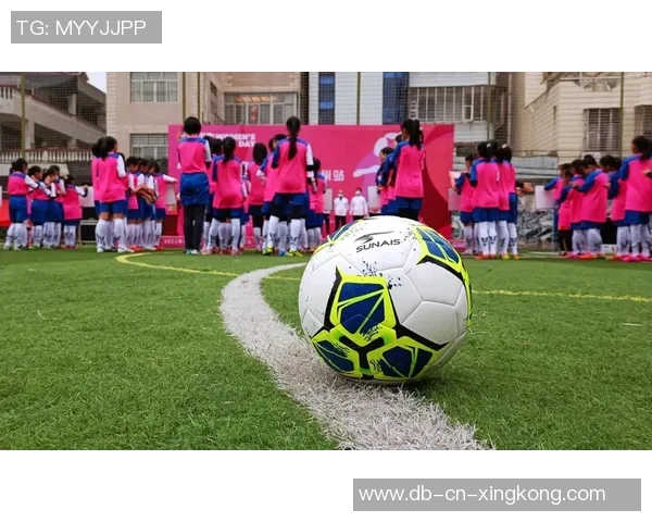 新疆足球新航程南航助力青少年足球发展与交流活动启动